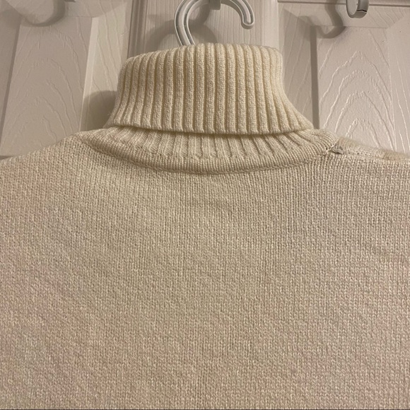 NWOT - Argyle Turtleneck Sweater - Picture 5 of 8